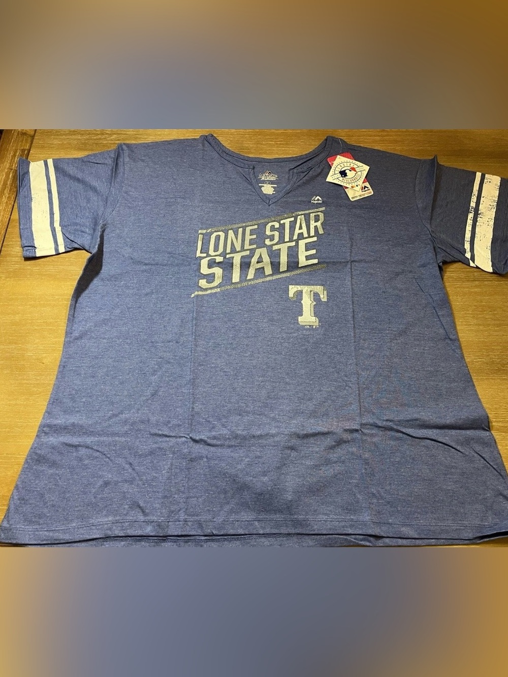 NEW NWT - Texas Rangers - MLB Majestic Women's Plus-Size 2X T-shirt